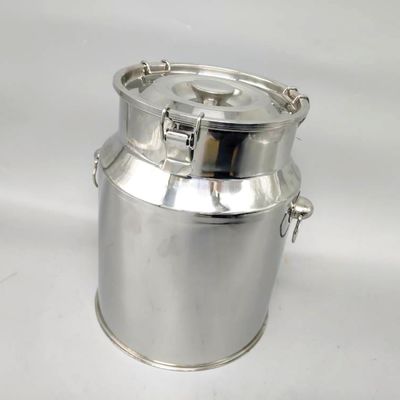 Penyimpanan Wine Farm Gunakan Wadah Susu Stainless Steel dengan tutup 11 Liter