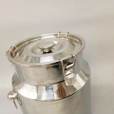 Penyimpanan Wine Farm Gunakan Wadah Susu Stainless Steel dengan tutup 11 Liter