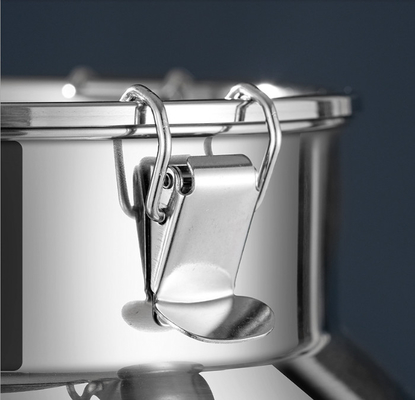 Tangki Penyegel Stainless Steel 304 Anti Bocor Keras Untuk Peternakan Susu